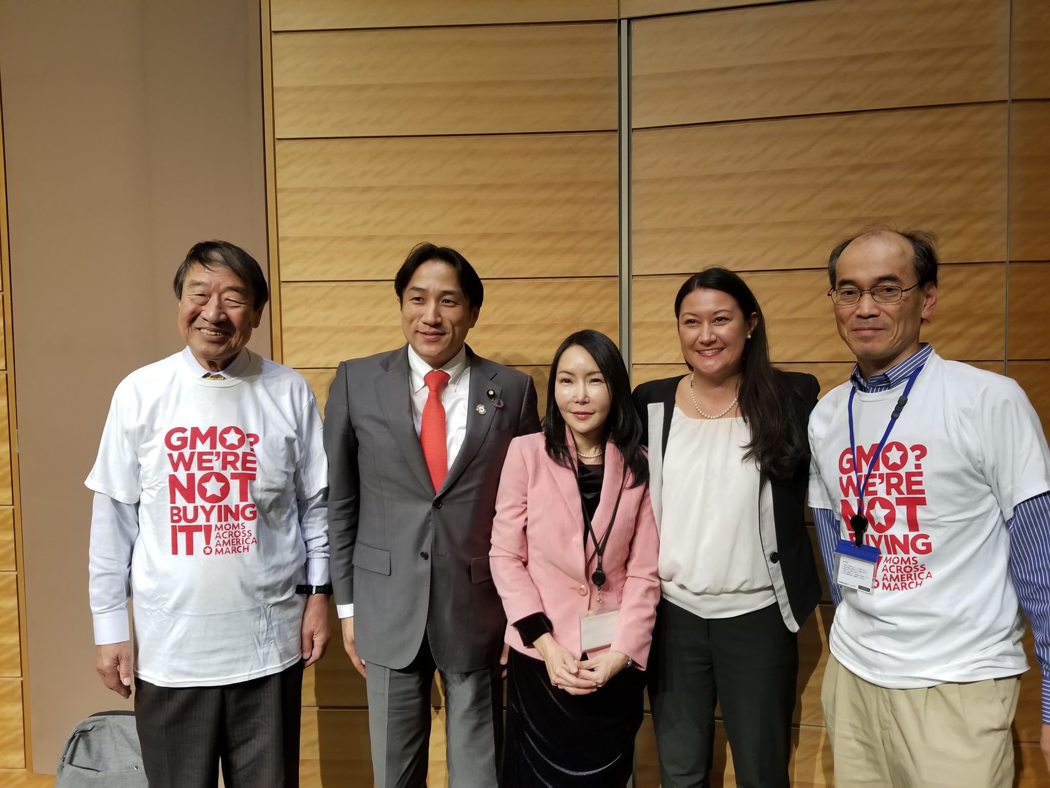 Moms Across America community event